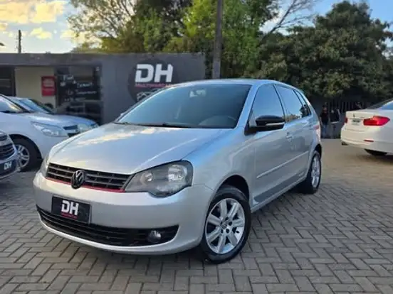 VOLKSWAGEN-POLO-1.6 MI SPORTLINE 8V FLEX 4P AUTOMATIZADO VOLKSWAGEN-POLO-2013