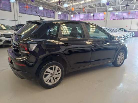 VOLKSWAGEN-POLO-2024