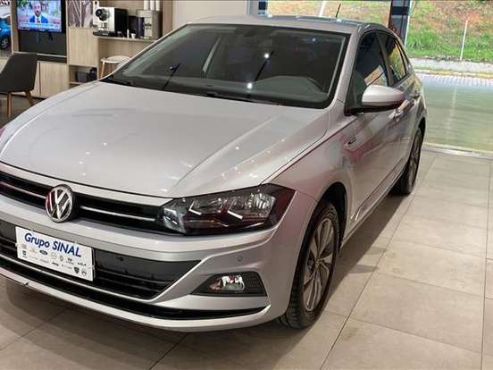 VOLKSWAGEN-POLO-1.0 200 TSI COMFORTLINE AUTOMÁTICO VOLKSWAGEN-POLO-2018