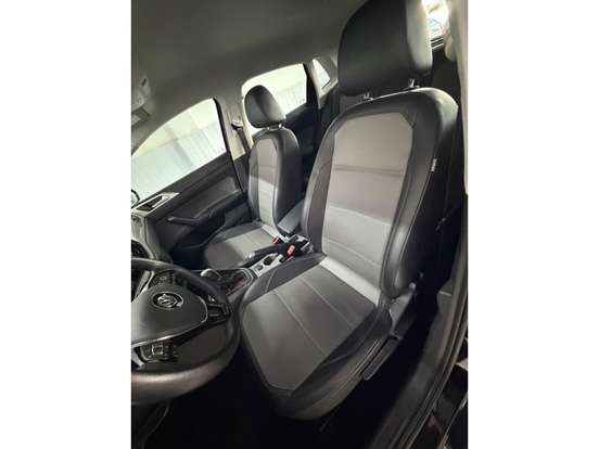 VOLKSWAGEN-POLO-2019