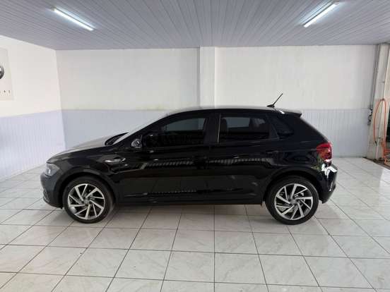 VOLKSWAGEN-POLO-2019