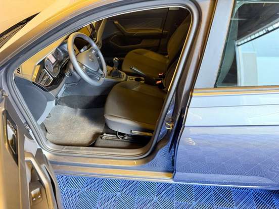 VOLKSWAGEN-POLO-2025