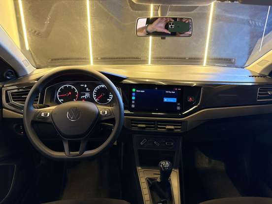 VOLKSWAGEN-POLO-2025