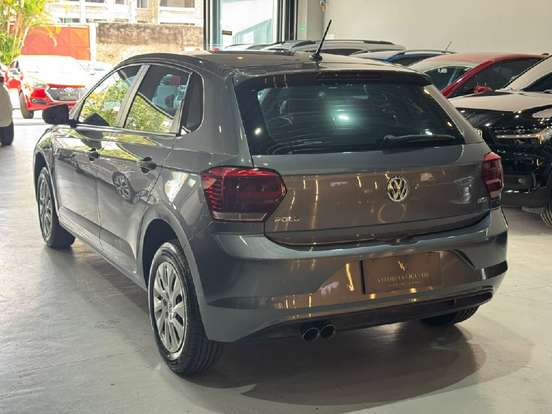 VOLKSWAGEN-POLO-2020