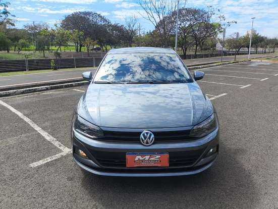 VOLKSWAGEN-POLO-2020