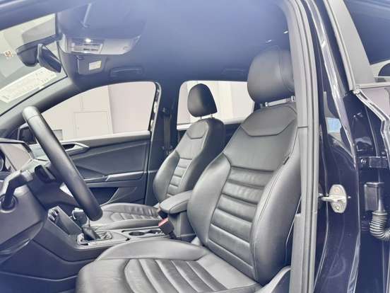 VOLKSWAGEN-TAOS-1.4 250 TSI TOTAL FLEX HIGHLINE AUTOMÁTICO VOLKSWAGEN-TAOS-2022