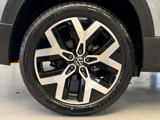 VOLKSWAGEN-TAOS-1.4 250 TSI TOTAL FLEX HIGHLINE AUTOMÁTICO VOLKSWAGEN-TAOS-2026