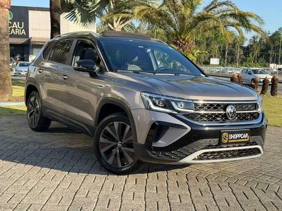 VOLKSWAGEN-TAOS-2022