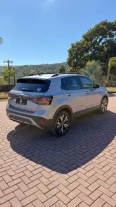 VOLKSWAGEN-T-CROSS-2024