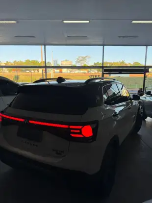 VOLKSWAGEN-T-CROSS-2025