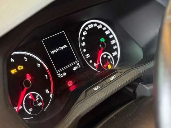 VOLKSWAGEN-T-CROSS-1.0 200 TSI TOTAL FLEX AUTOMÁTICO VOLKSWAGEN-T-CROSS-2019