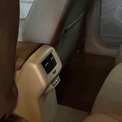 VOLKSWAGEN-T-CROSS-2019