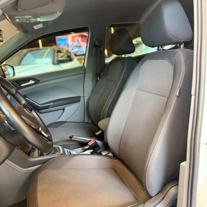 VOLKSWAGEN-T-CROSS-2019