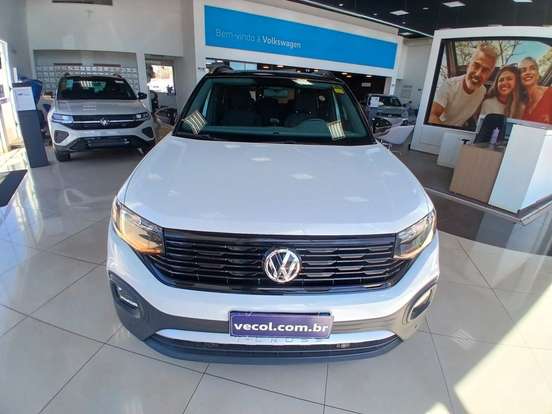 VOLKSWAGEN-T-CROSS-2019