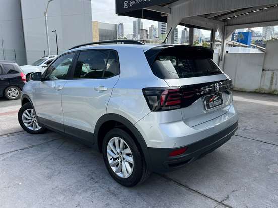VOLKSWAGEN-T-CROSS-1.0 200 TSI TOTAL FLEX AUTOMÁTICO VOLKSWAGEN-T-CROSS-2019