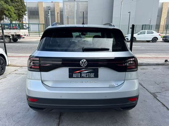 VOLKSWAGEN-T-CROSS-1.0 200 TSI TOTAL FLEX AUTOMÁTICO VOLKSWAGEN-T-CROSS-2019