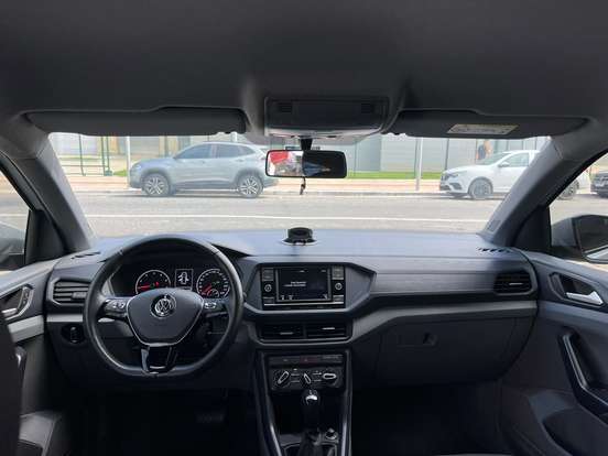 VOLKSWAGEN-T-CROSS-1.0 200 TSI TOTAL FLEX AUTOMÁTICO VOLKSWAGEN-T-CROSS-2019