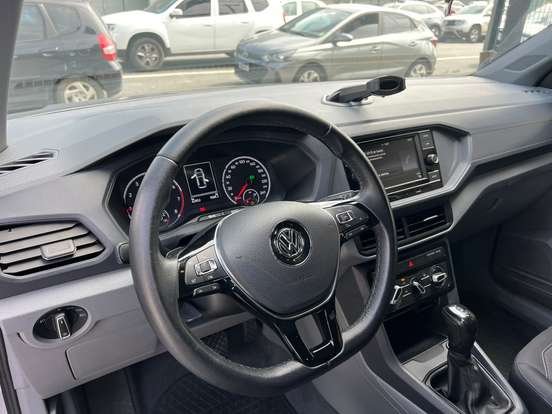 VOLKSWAGEN-T-CROSS-1.0 200 TSI TOTAL FLEX AUTOMÁTICO VOLKSWAGEN-T-CROSS-2019