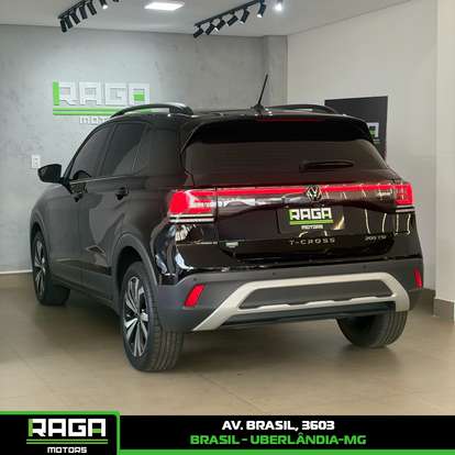VOLKSWAGEN-T-CROSS-2024
