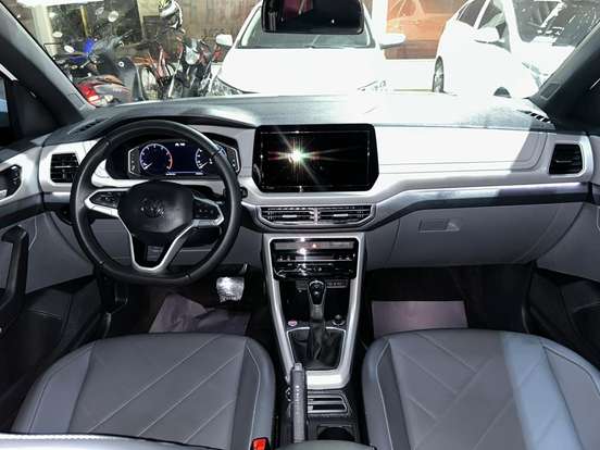 VOLKSWAGEN-T-CROSS-2024