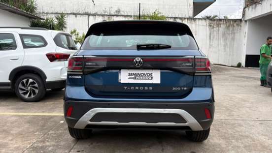 VOLKSWAGEN-T-CROSS-2024