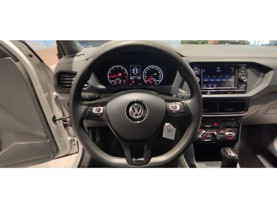 VOLKSWAGEN-T-CROSS-2020