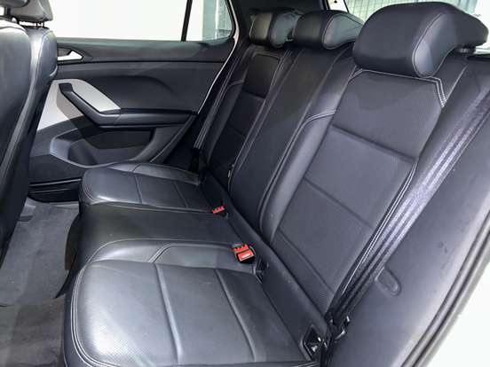 VOLKSWAGEN-T-CROSS-2024