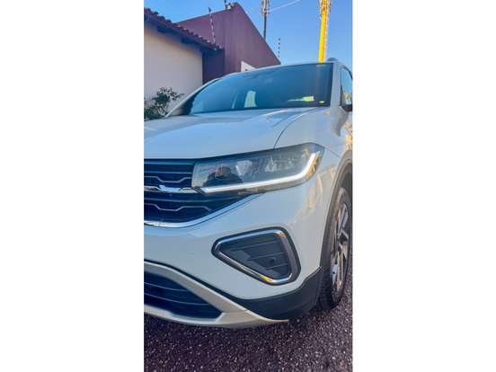 VOLKSWAGEN-T-CROSS-2024