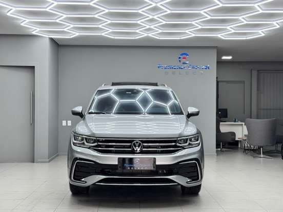 VOLKSWAGEN-TIGUAN-2024