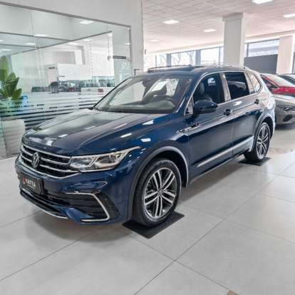VOLKSWAGEN-TIGUAN-2023