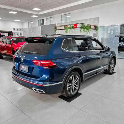 VOLKSWAGEN-TIGUAN-2023