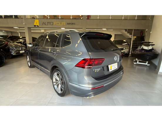 VOLKSWAGEN-TIGUAN-2019