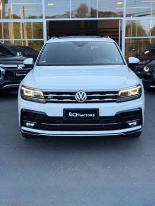 VOLKSWAGEN-TIGUAN-2019