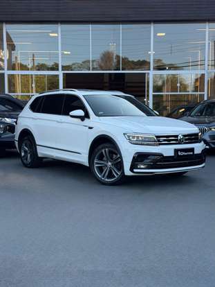 VOLKSWAGEN-TIGUAN-2019