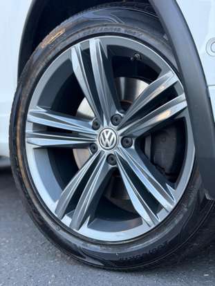 VOLKSWAGEN-TIGUAN-2019