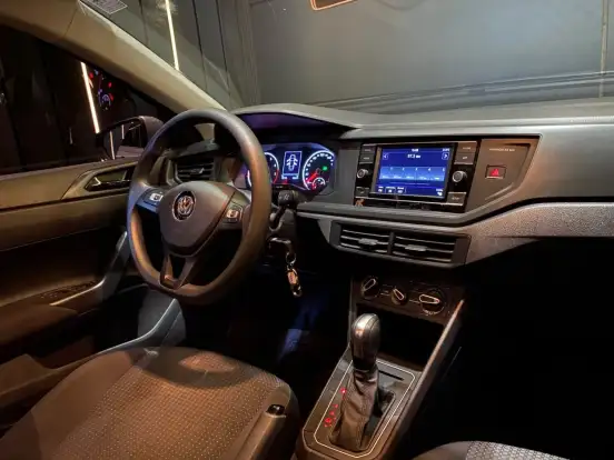 VOLKSWAGEN-VIRTUS-1.6 MSI TOTAL FLEX AUTOMÁTICO VOLKSWAGEN-VIRTUS-2021