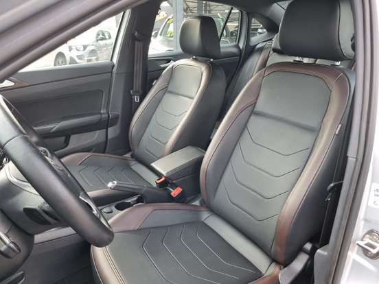 VOLKSWAGEN-VIRTUS-1.0 200 TSI HIGHLINE AUTOMÁTICO VOLKSWAGEN-VIRTUS-2023
