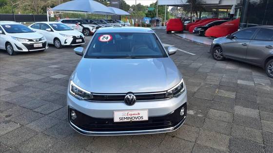 VOLKSWAGEN VIRTUS 1.0 200 TSI HIGHLINE AUTOMÁTICO
