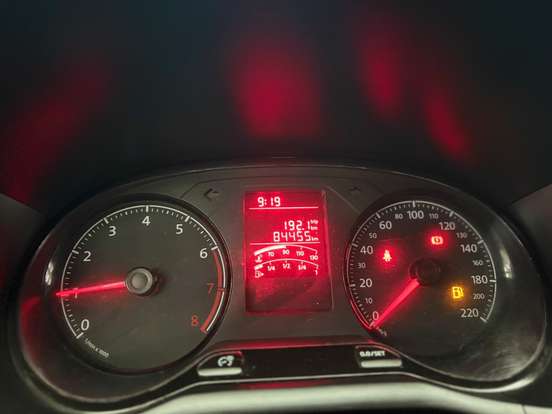 VOLKSWAGEN-VOYAGE-2021