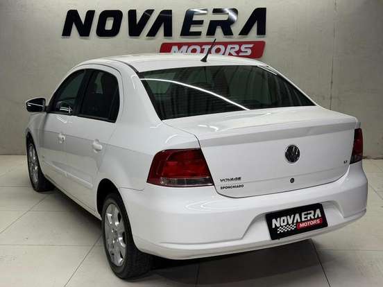 VOLKSWAGEN-VOYAGE-1.6 MI 8V FLEX 4P MANUAL VOLKSWAGEN-VOYAGE-2012