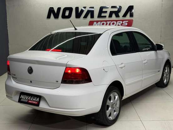 VOLKSWAGEN-VOYAGE-2012