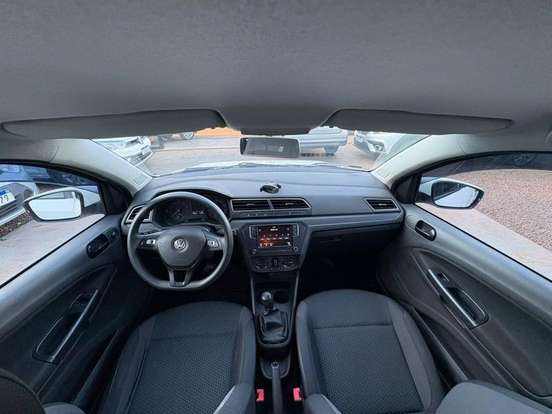 VOLKSWAGEN-VOYAGE-2019
