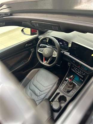 VOLKSWAGEN-JETTA-2025