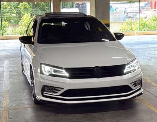 VOLKSWAGEN-JETTA-2.0 TSI HIGHLINE 211CV GASOLINA 4P TIPTRONIC VOLKSWAGEN-JETTA-2018