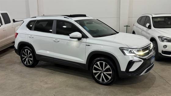 VOLKSWAGEN TAOS 1.4 250 TSI TOTAL FLEX HIGHLINE AUTOMÁTICO