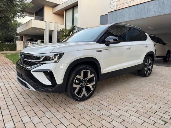 VOLKSWAGEN TAOS 1.4 250 TSI TOTAL FLEX HIGHLINE AUTOMÁTICO
