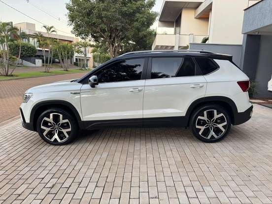 VOLKSWAGEN-TAOS-1.4 250 TSI TOTAL FLEX HIGHLINE AUTOMÁTICO VOLKSWAGEN-TAOS-2024