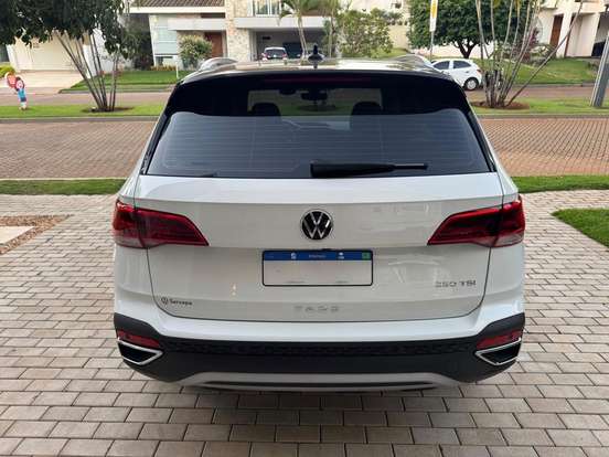 VOLKSWAGEN-TAOS-1.4 250 TSI TOTAL FLEX HIGHLINE AUTOMÁTICO VOLKSWAGEN-TAOS-2024