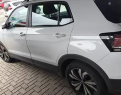 VOLKSWAGEN T-CROSS 1.0 200 TSI TOTAL FLEX AUTOMÁTICO VOLKSWAGEN T-CROSS 1.0 200 TSI TOTAL FLEX AUTOMÁTICO