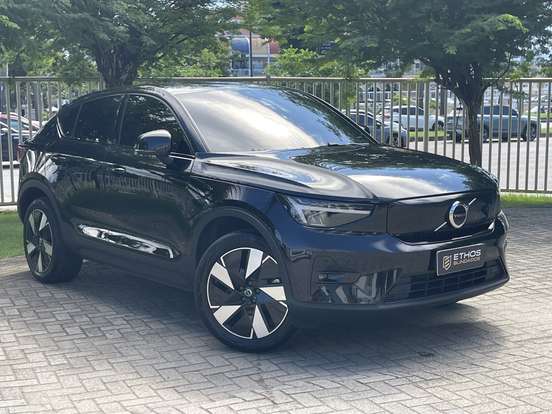 VOLVO-C40-2023
